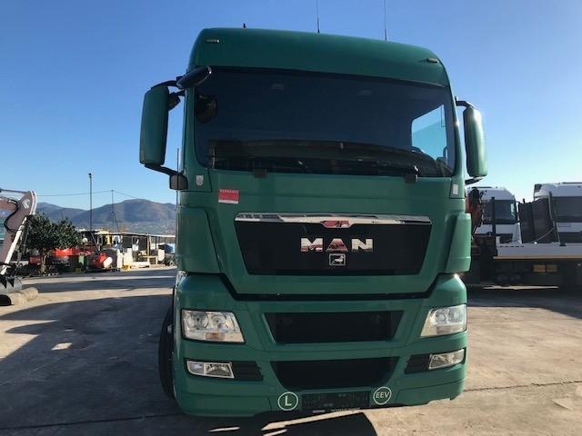 vrachtwagen MAN TGX 26.440