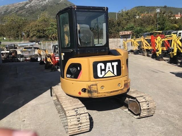 Excavadora Caterpillar 305C CR