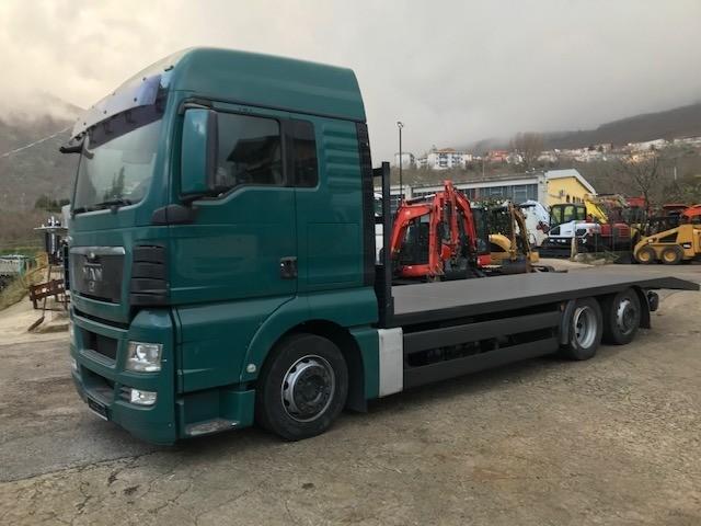 vrachtwagen MAN TGX 26.360