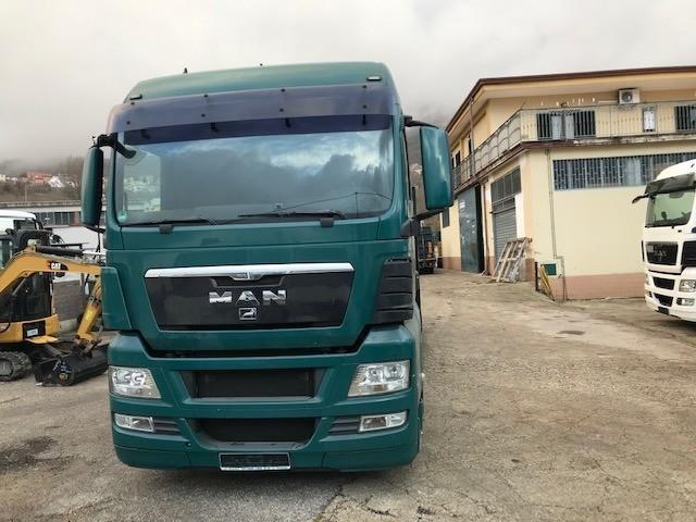 Camião MAN TGX 26.360