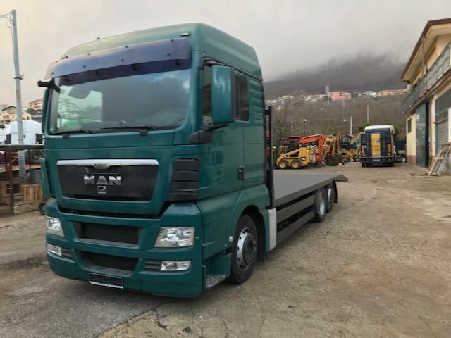 Truck MAN TGX 26.360