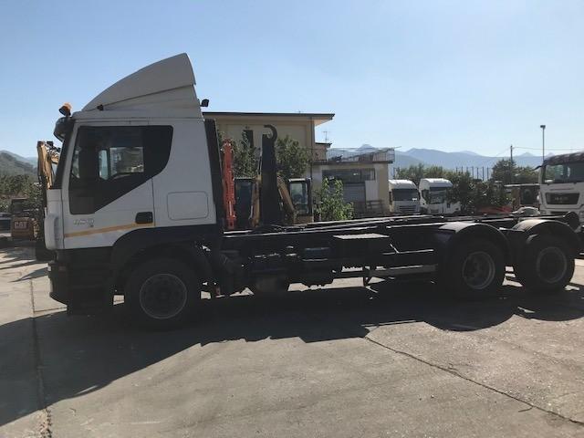 vrachtwagen Iveco Stralis 260 S 45