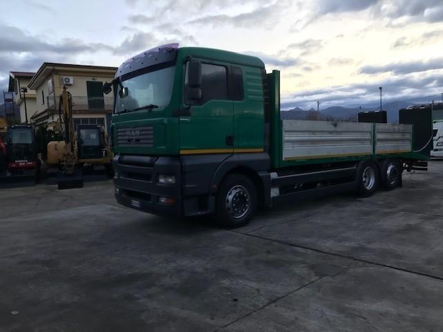 vrachtwagen MAN TGA 26.360