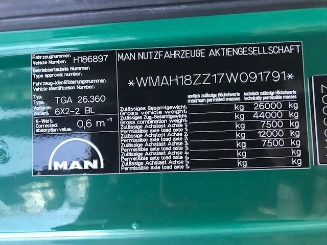 vrachtwagen MAN TGA 26.360