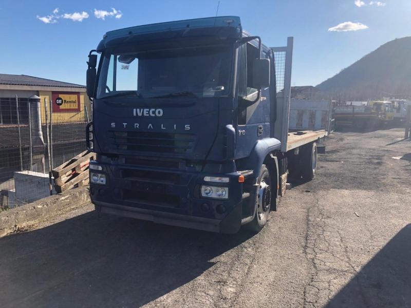 Truck Iveco Stralis AD 190 S 31