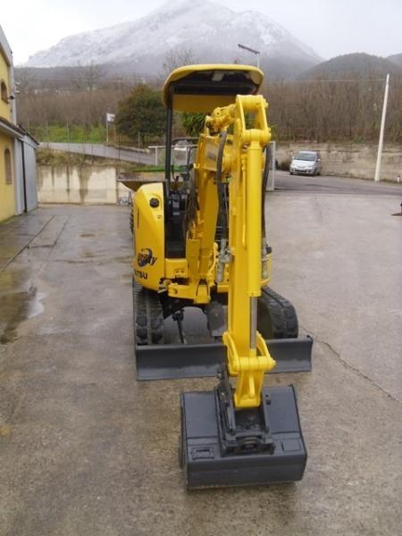 Escavadora Komatsu PC20 MR-2