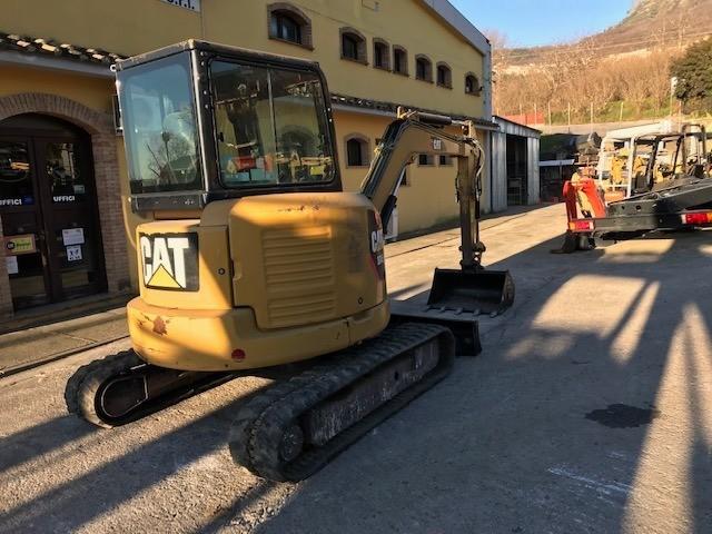 Escavadora Caterpillar 304E CR