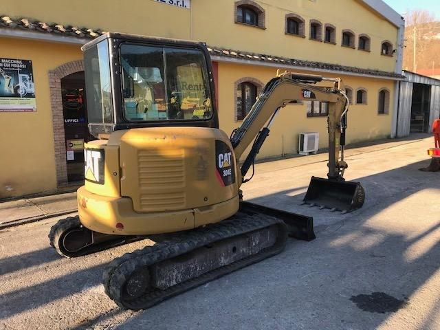 Excavadora Caterpillar 304E CR