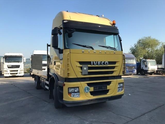 Camión Iveco Stralis AD 190 S 42