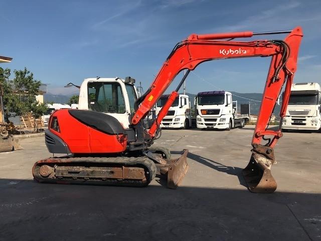 Escavatore Kubota KX080-3