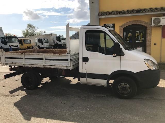 Utilitario Iveco Daily 35C13