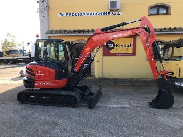 Excavadora Kubota KX057-4