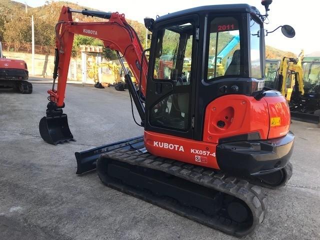 Excavadora Kubota KX057-4