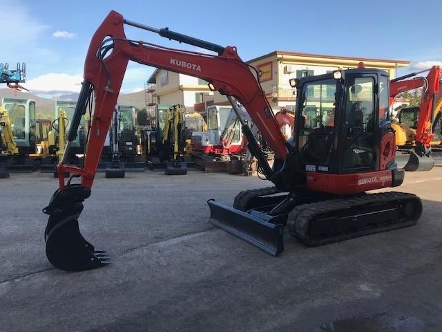 Excavadora Kubota KX057-4