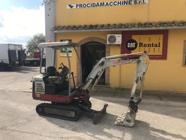 Excavadora Takeuchi TB 016