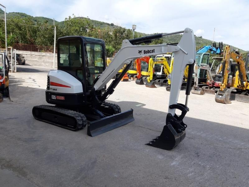 Excavadora Bobcat E 35