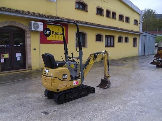 Excavator Caterpillar 300.9D