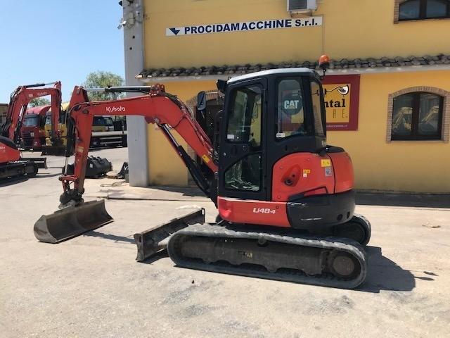 Escavadora Kubota U48-4