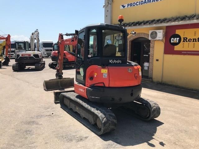 Escavadora Kubota U48-4