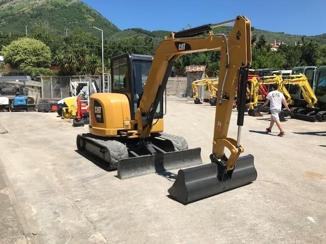 graafmachine Caterpillar 305E CR