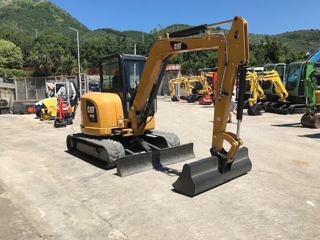 graafmachine Caterpillar 305E CR