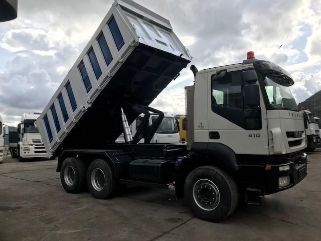 LKW Iveco Trakker 260 T 41