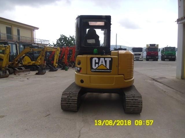 Excavadora Caterpillar 305E CR