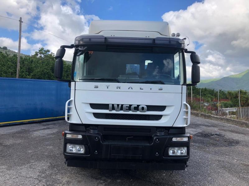 LKW Iveco Stralis 260 S 45