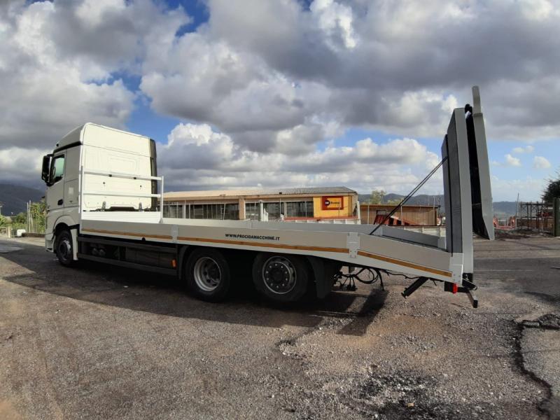 Camion Mercedes Actros 2542