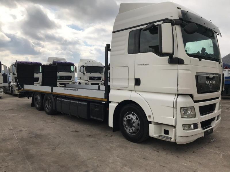 vrachtwagen MAN TGX 26.440