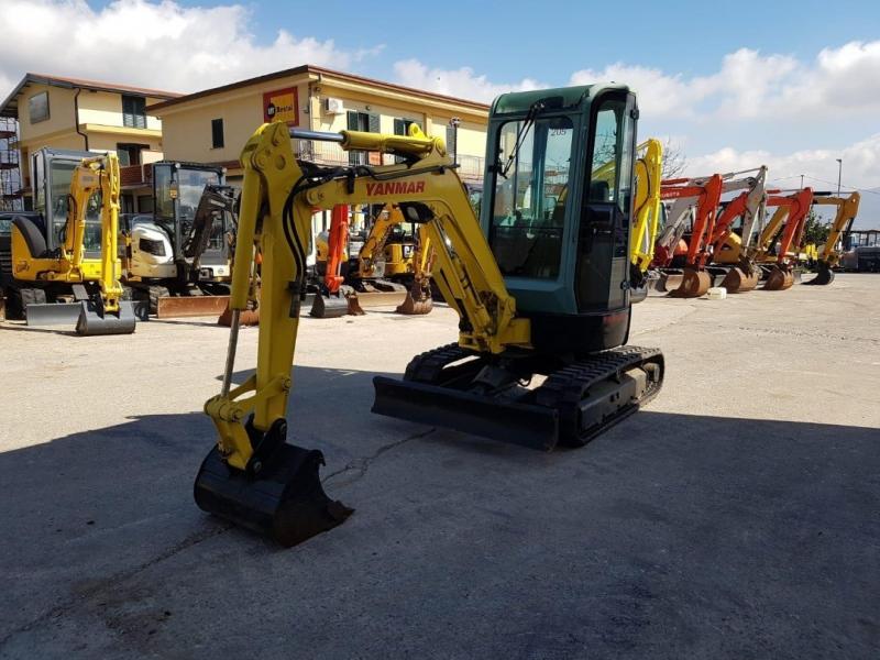 Escavatore Yanmar VIO 25