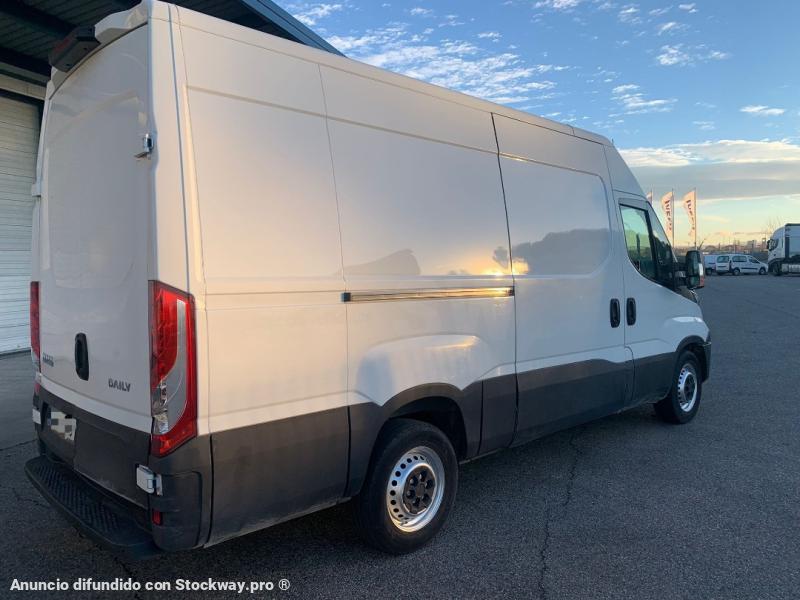 Photo Iveco Daily 35S16 image 2/10