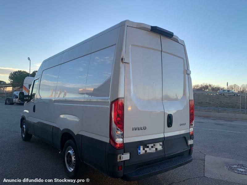 Photo Iveco Daily 35S16 image 3/10