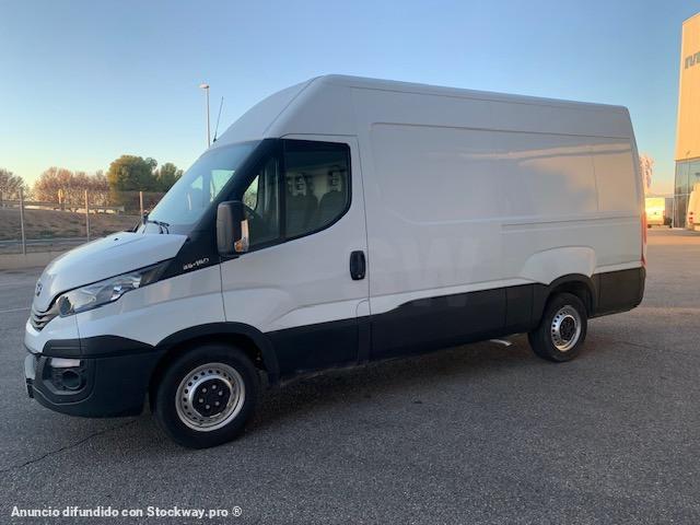 Photo Iveco Daily 35S16 image 8/10