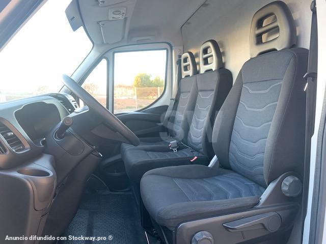 Photo Iveco Daily 35S16 image 6/10