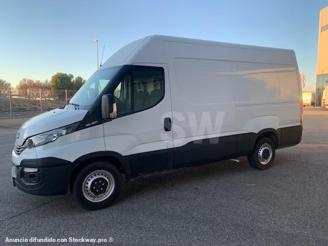Photo Iveco Daily 35S16 image 8/10