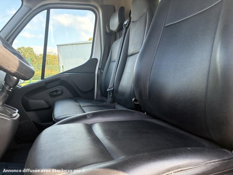 Photo Renault Master III Traction 145.35 image 10/11