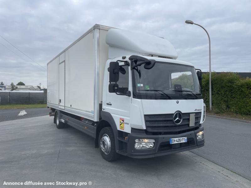 Photo Mercedes Atego 1218 Fourgon image 2/9