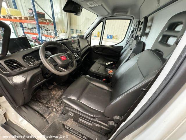 Photo Iveco Daily 35S14 Hi-Matic Koffer*Ahk*Seiten tür* image 12/17