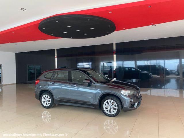 BMW X1 sDrive 20 i *Automatik*Leder*Navi*