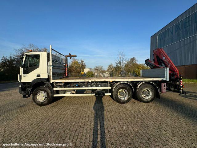 Photo Iveco Trakker AD 260 Fassi F135a image 1/20