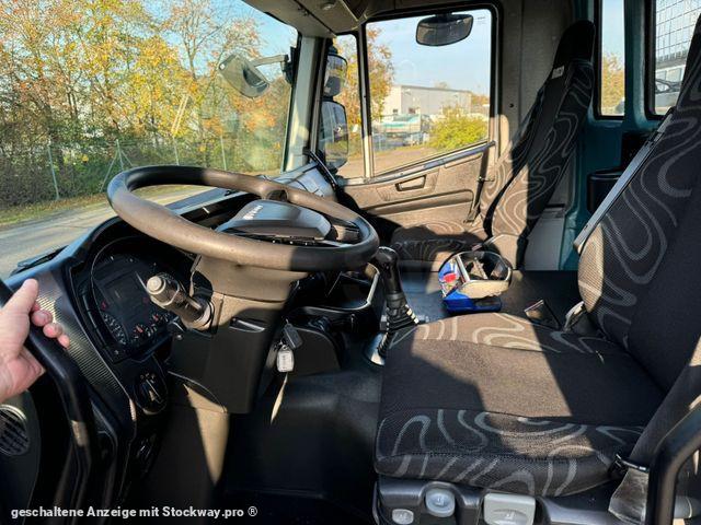 Photo Iveco Trakker AD 260 Fassi F135a image 14/20