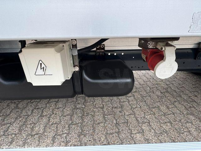 Photo Iveco Daily Hi-Matic 70C18 Tiefkühlkoffer *Seitentür* image 12/20