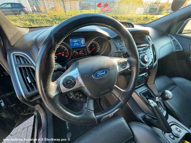 Photo Ford Focus Lim. ST *Leder*Schiebedach*Recaro*JBL* image 24/27