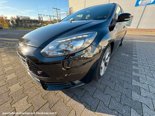 Photo Ford Focus Lim. ST *Leder*Schiebedach*Recaro*JBL* image 3/27
