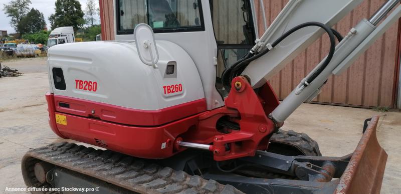 Photo Takeuchi TB 260  image 7/12
