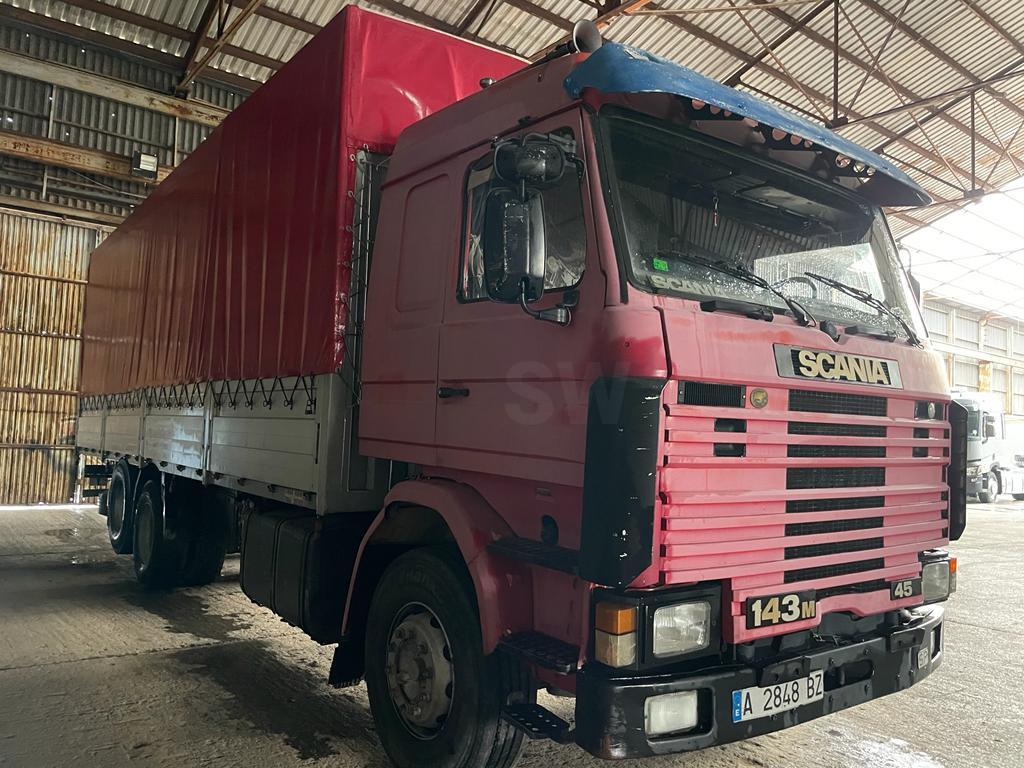 vrachtwagen Scania 143