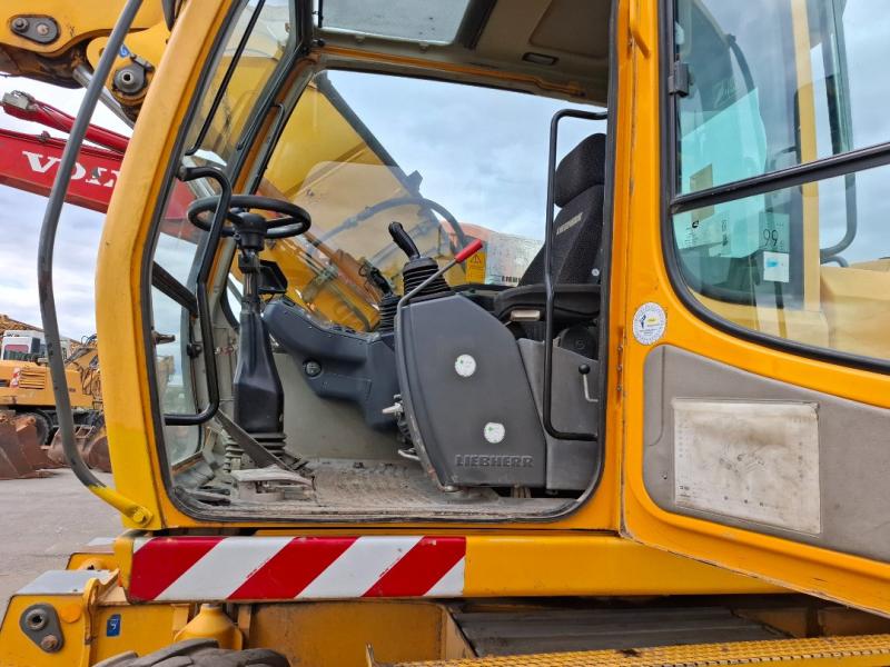 Koparka Liebherr A316Litronic