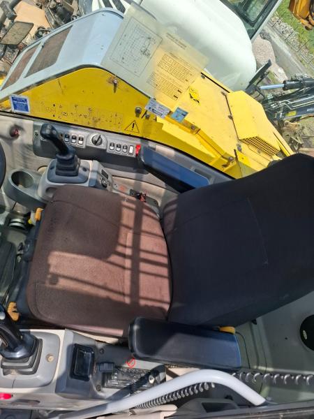 Pelle New Holland MH 2.6