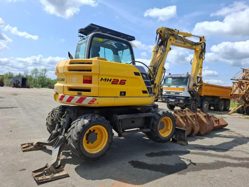 Pelle New Holland MH 2.6